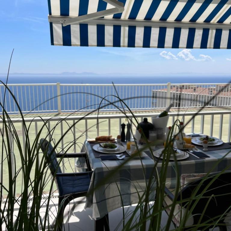 Belleza Del Mar - Two-Bedroom Apartment - 19