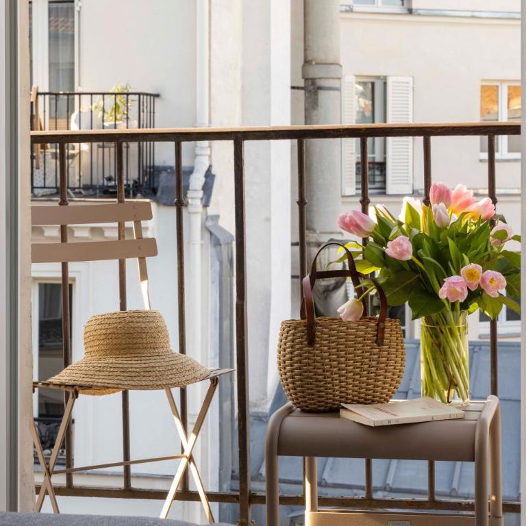 Hôtel l'Inattendu - Chambre Double Supérieure avec Balcon - 1