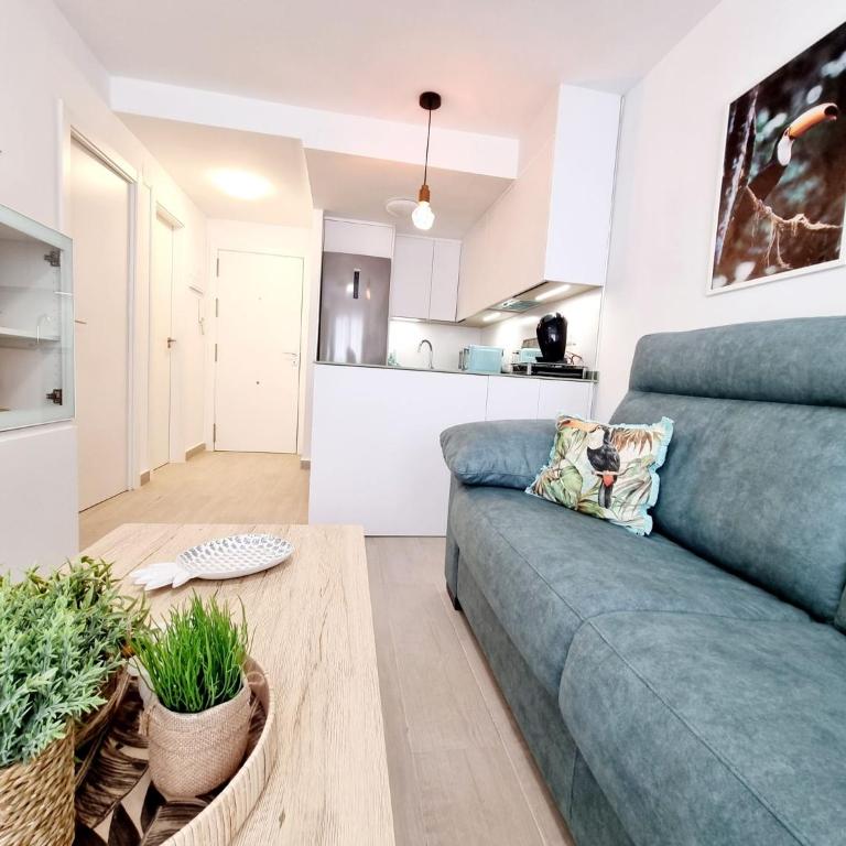Modern and Cozy Apartment Just Steps from Los Locos Beach - Apartment - 6
