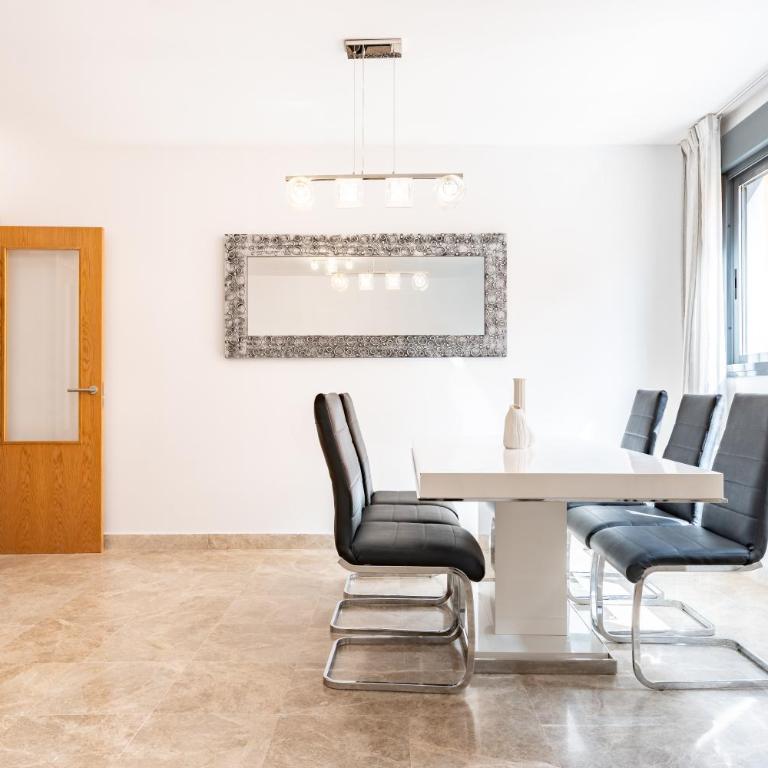 María Zambrano City Center & Parking - Apartamento de 3 dormitorios Premium - 19