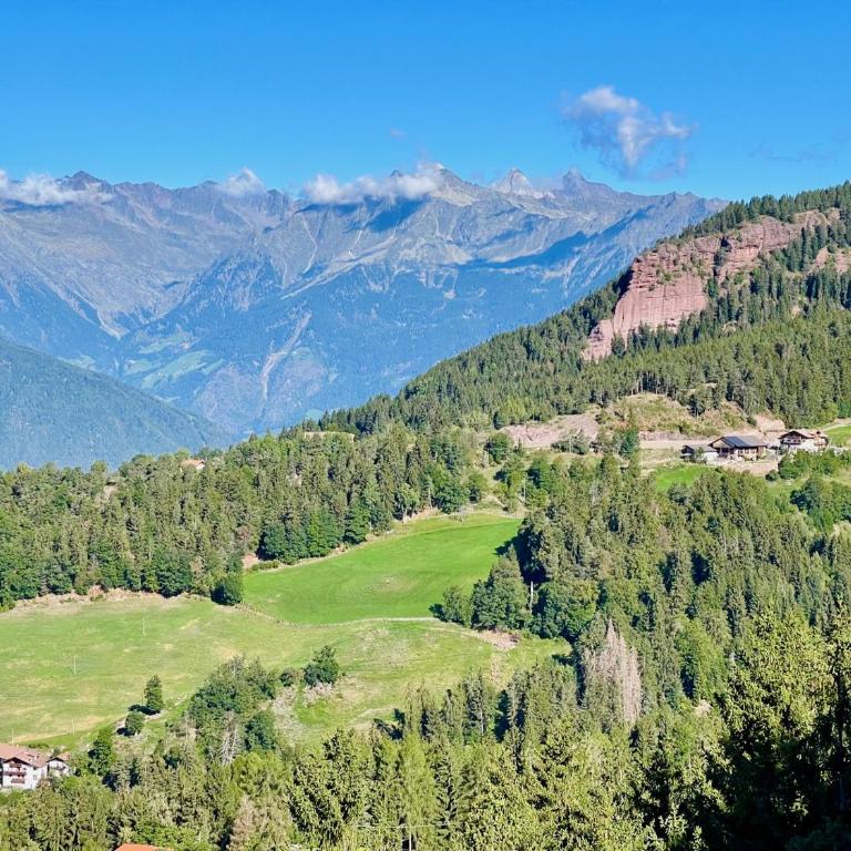 Apartment in South Tyrol with a beautiful panoramic view - One-Bedroom Apartment with Balcony - 1