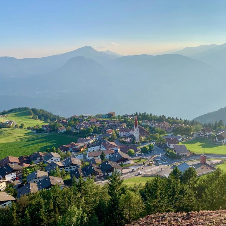 Apartment in South Tyrol with a beautiful panoramic view - One-Bedroom Apartment with Balcony - 4