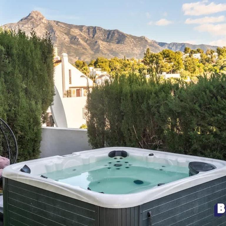 Luxurious Marbella Apt Near Puerto Banus - Hot Tub - Apartamento - 8