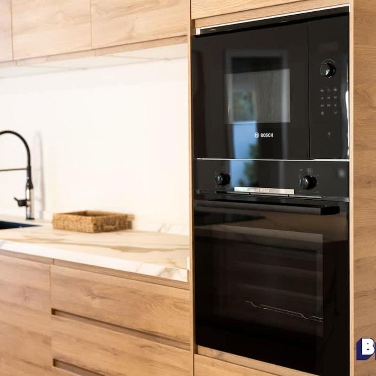 Luxurious Marbella Apt Near Puerto Banus - Hot Tub - Apartamento - 12