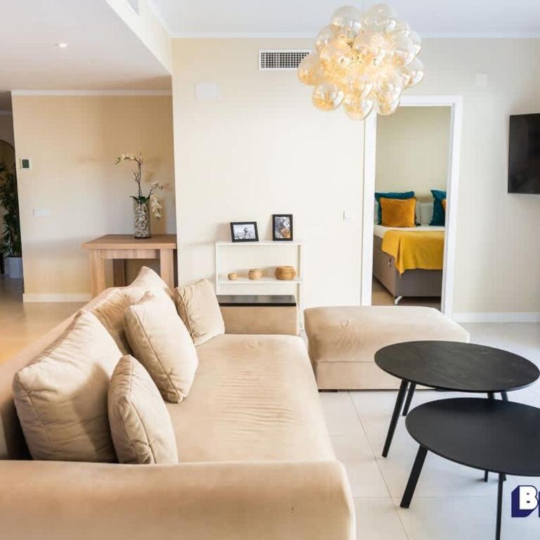 Luxurious Marbella Apt Near Puerto Banus - Hot Tub - Apartamento - 16