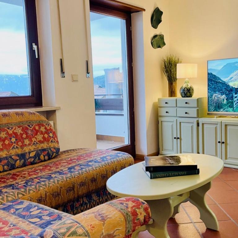 Apartment in South Tyrol with a beautiful panoramic view - One-Bedroom Apartment with Balcony - 25