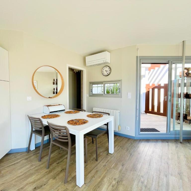 PGH N3 - Maison de Plage avec Parking Privé - Maison 2 Chambres - 7