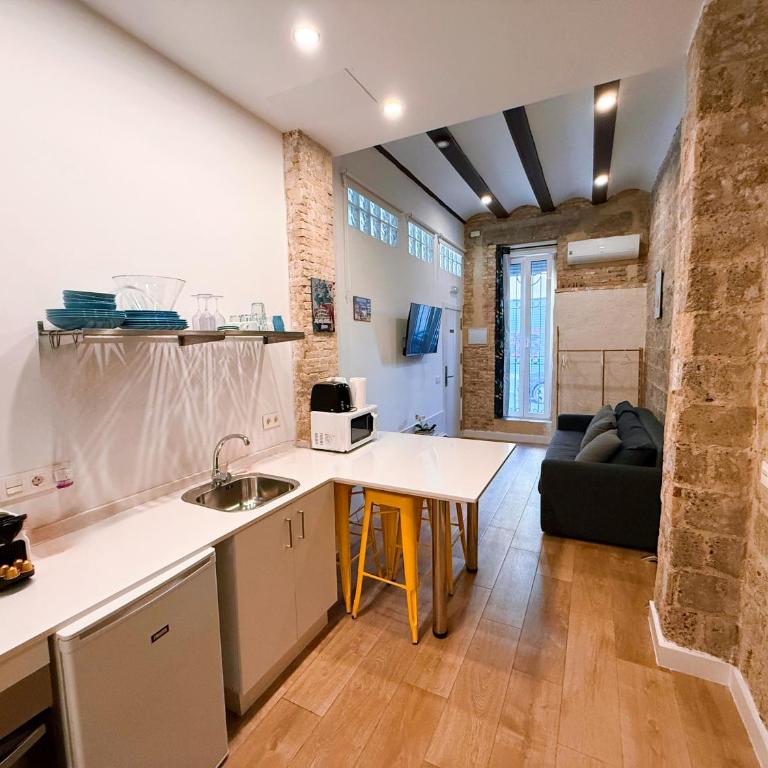 Loft independiente con Piscina compartida en Centro de Valencia - Loft - 17
