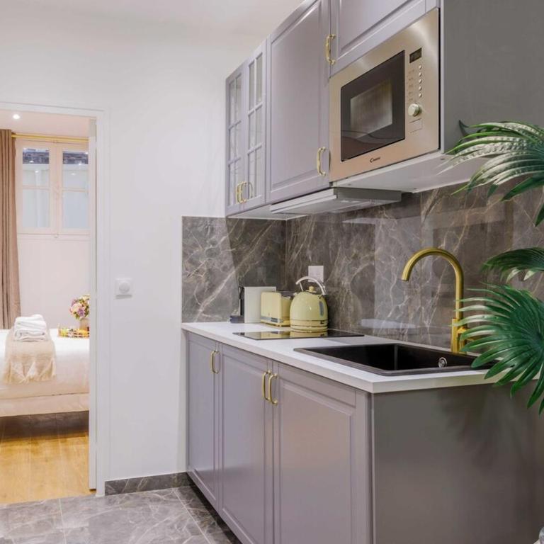 Stylish Apartment 3 Min from Haussmann, Sleeps4 - Appartement 1 Chambre - 6