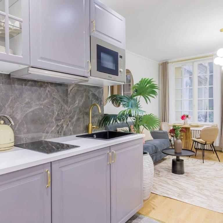Stylish Apartment 3 Min from Haussmann, Sleeps4 - Appartement 1 Chambre - 8
