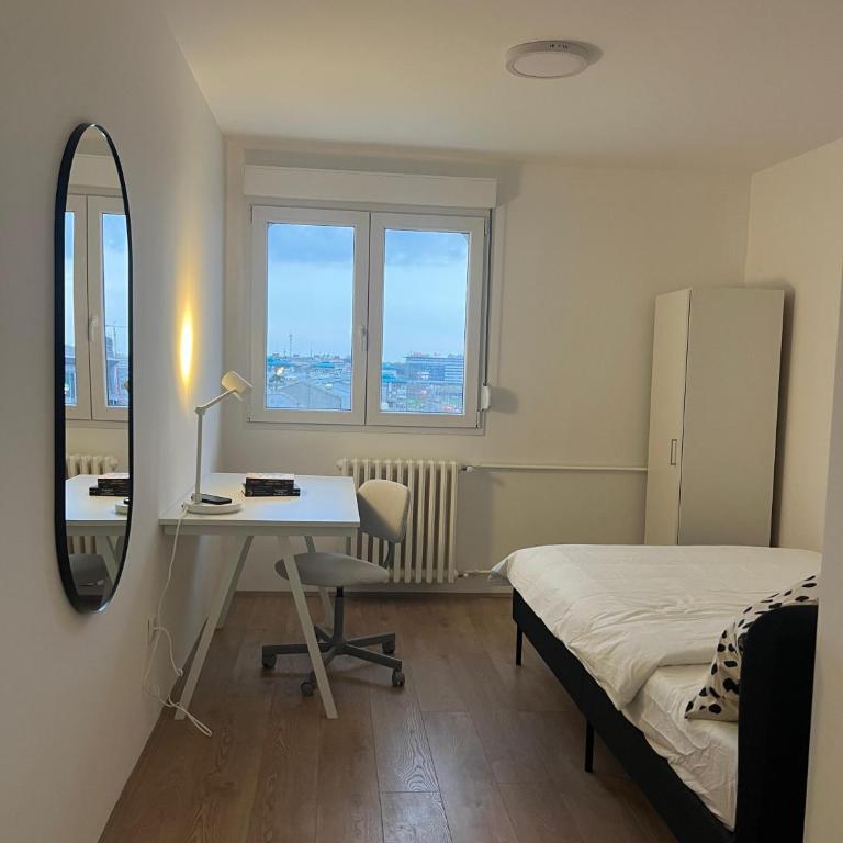 Sassy - Two-Bedroom Apartment - 13