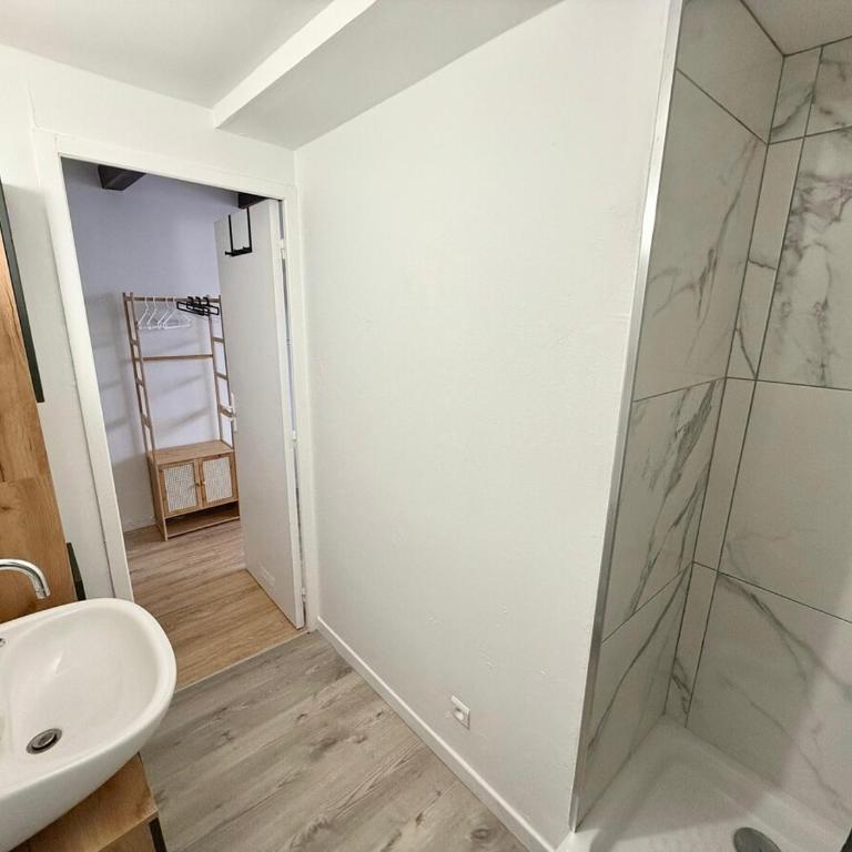 Studio lumineux centre Aix en Provence - Apartamento de 1 dormitorio - 2