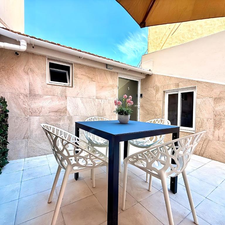 Loft independiente con Piscina compartida en Centro de Valencia - Suite con terraza - 3