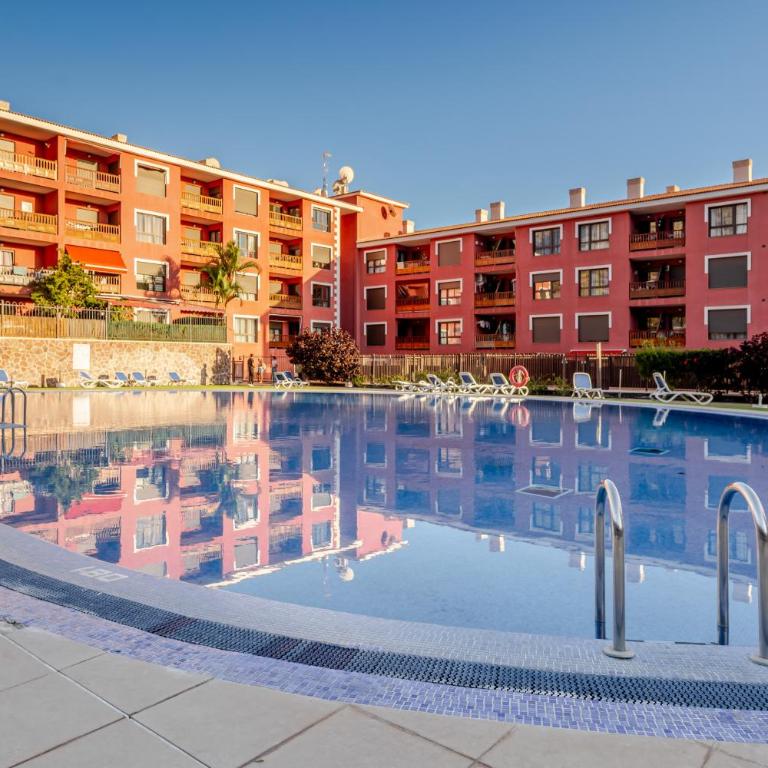El Mocan Deluxe House - Padel, Pool & Terrace - Apartamento con vistas a la piscina - 36