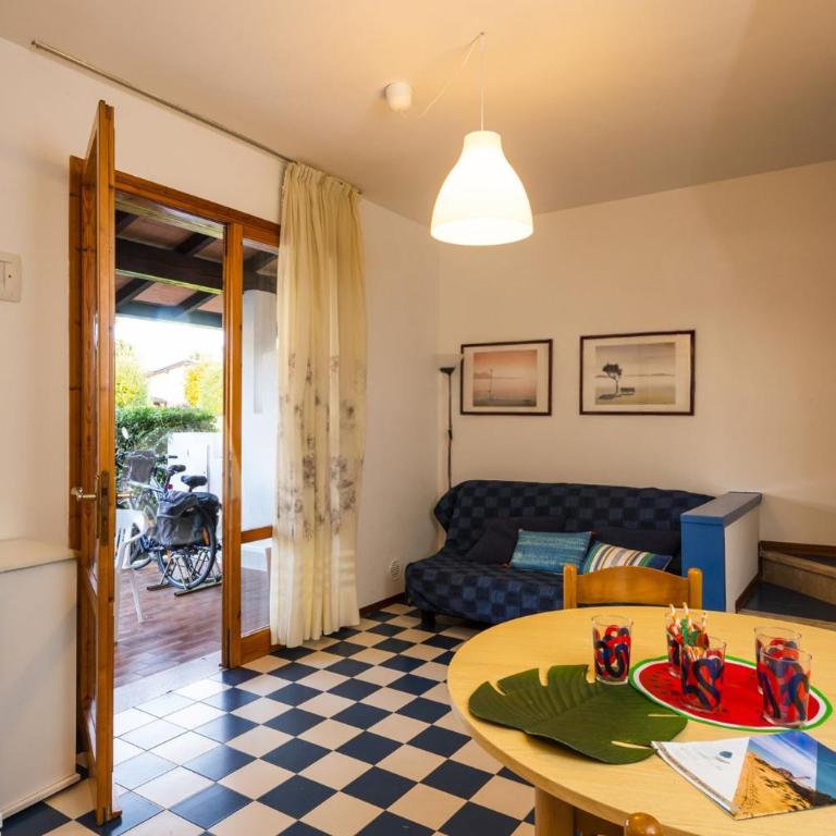 Cozy townhouse for families with pool and garden - Appartamento - 9