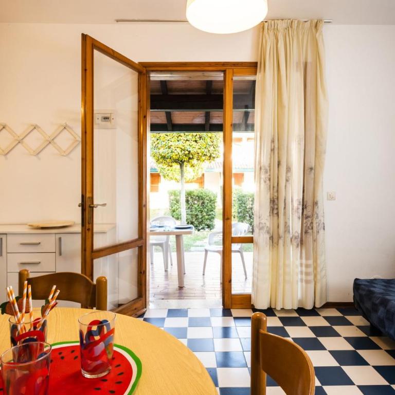 Cozy townhouse for families with pool and garden - Appartamento - 12
