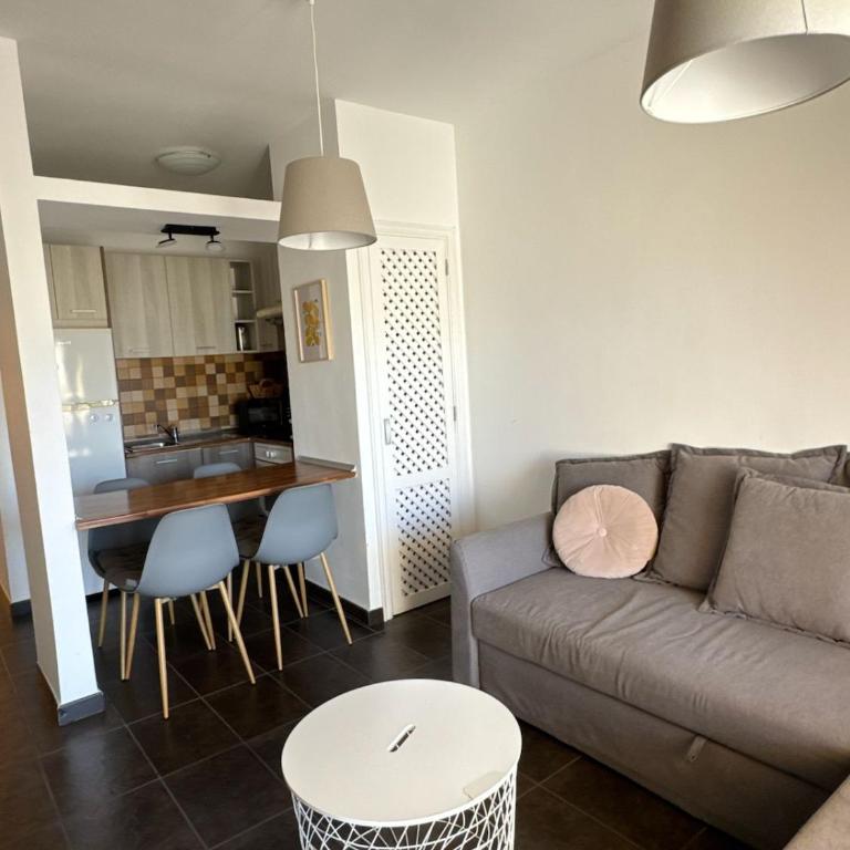 White Sensation - One-Bedroom Apartment - 14