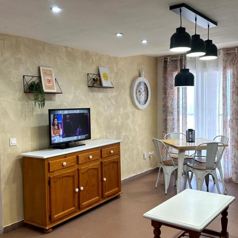 CAPRI GANDIA PRIMERA LÍNEA - Alquiler solo familias - Apartamento 1 dormitorio con vistas al mar y terraza - 30