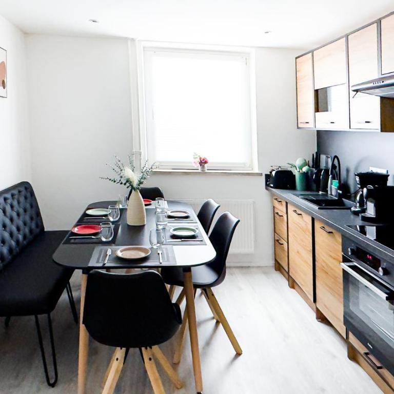 Nahe Rathaus & Dom - 1,5-, 2- oder 3 ZKB-Apartments im Zentrum - Apartamento de 3 dormitorios - 2