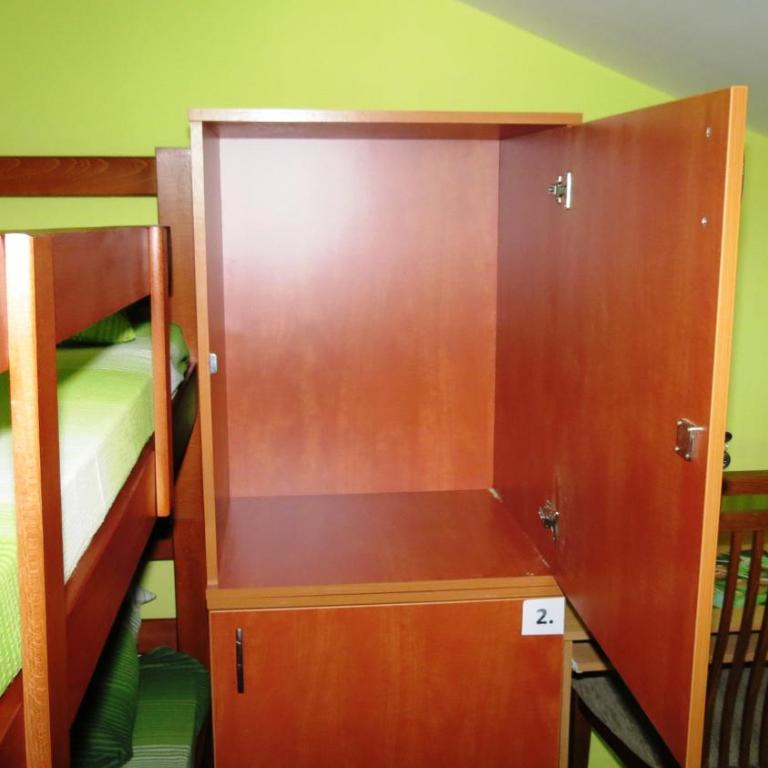 Explorer Podgorica - Bed in 4-Bed Dormitory Room - 1