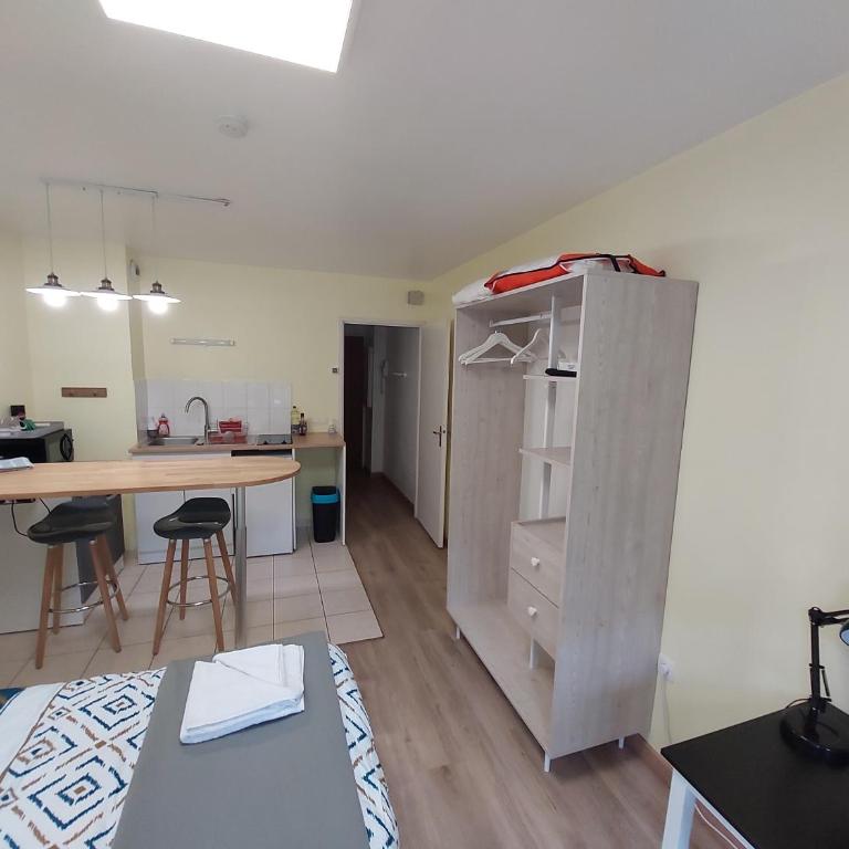 Bonvallet - Studio paisible et chaleureux avec balcon - Appartement 1 Chambre - 15