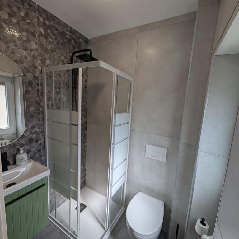 Home Away From Home - Two-Bedroom Apartment - 23