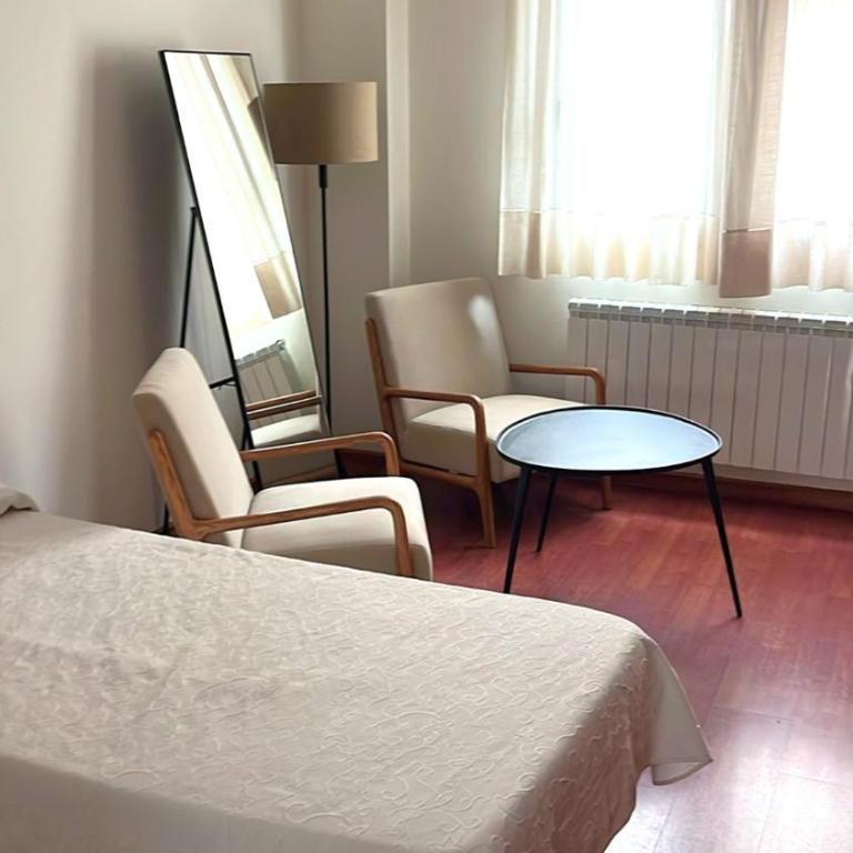 Apartahotel FC Catedral - Habitación Doble - 2 camas - 2