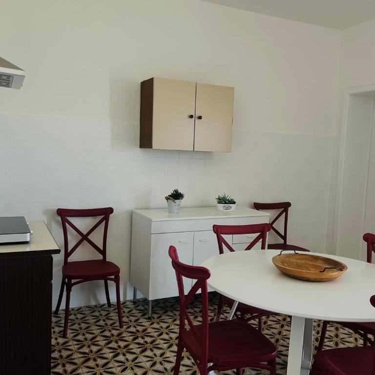 Lu Mare By Mk Apartment - Two-Bedroom Apartment - 10