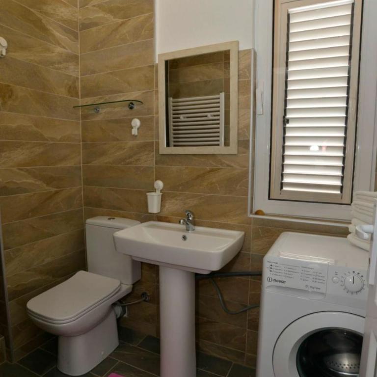 Apartments Boka bay - One-Bedroom Apartment with Balcony and Water View - 18