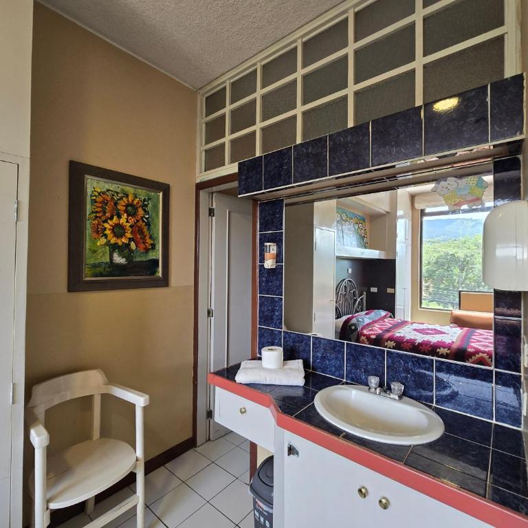 Casa del Sol Cumbayá - Suite con vistas a la montaña - 4
