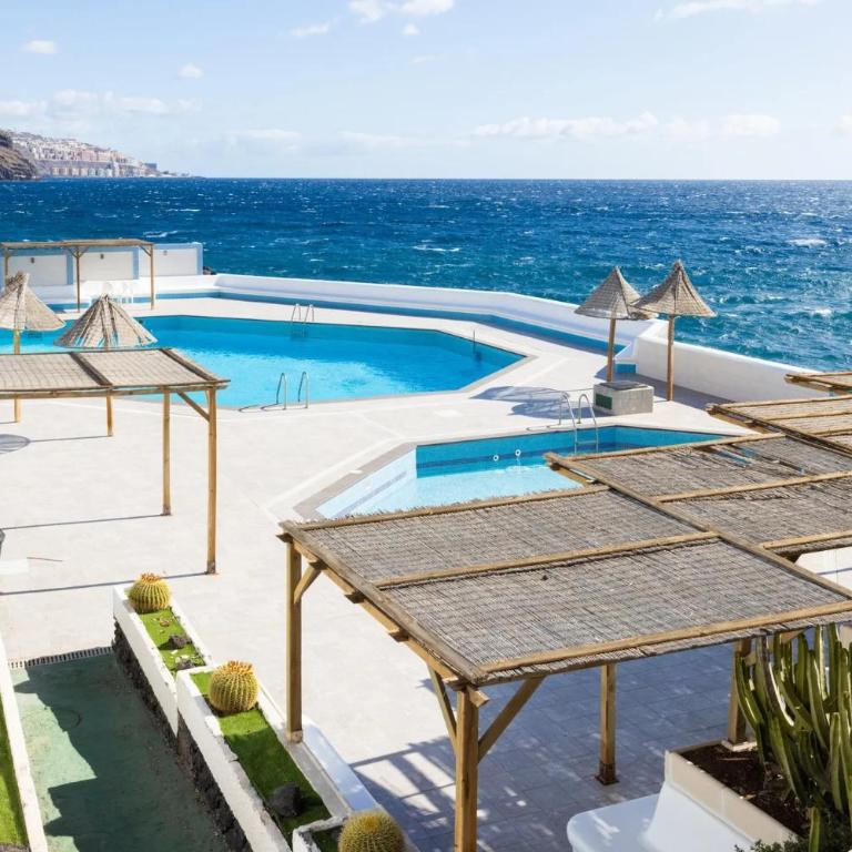 Sunset By The Sea - Modern Apartment with Ocean Views - Apartamento de 2 dormitorios - 2