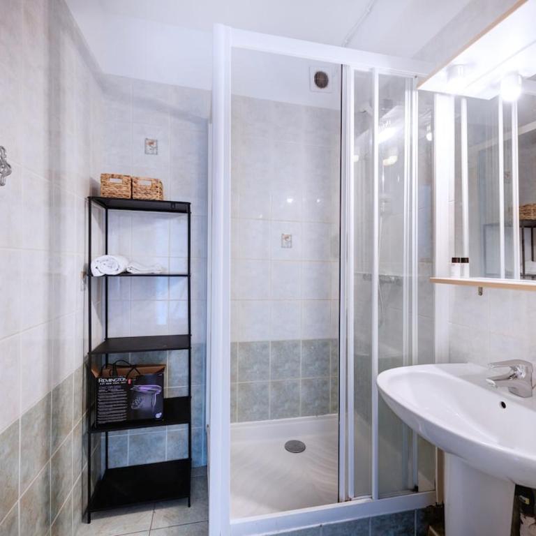 Charmant T3 au Cœur de Lyon 7ème - Appartement 2 Chambres - 10