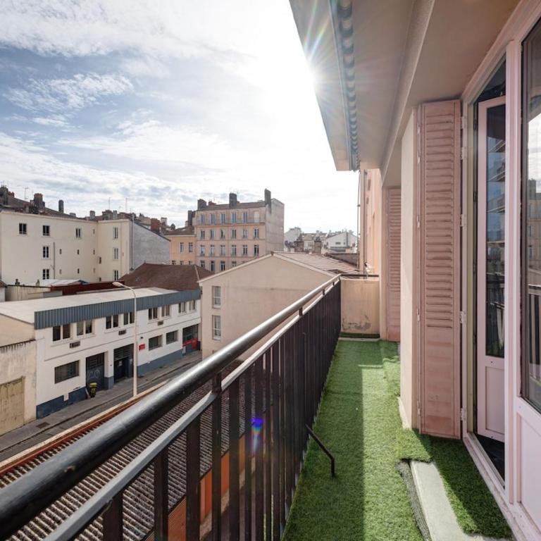 Charmant T3 au Cœur de Lyon 7ème - Appartement 2 Chambres - 13