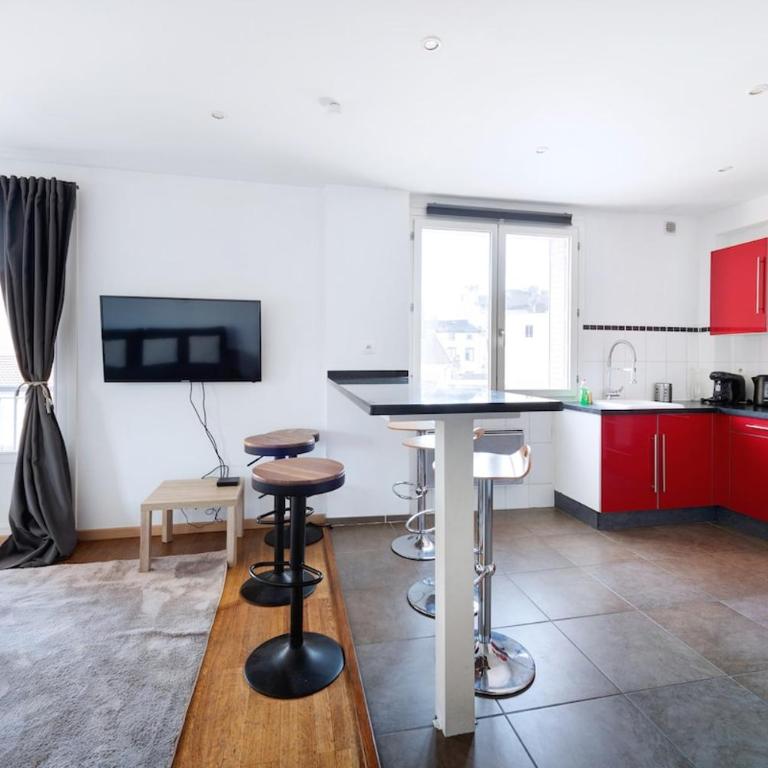 Charmant T3 au Cœur de Lyon 7ème - Appartement 2 Chambres - 24