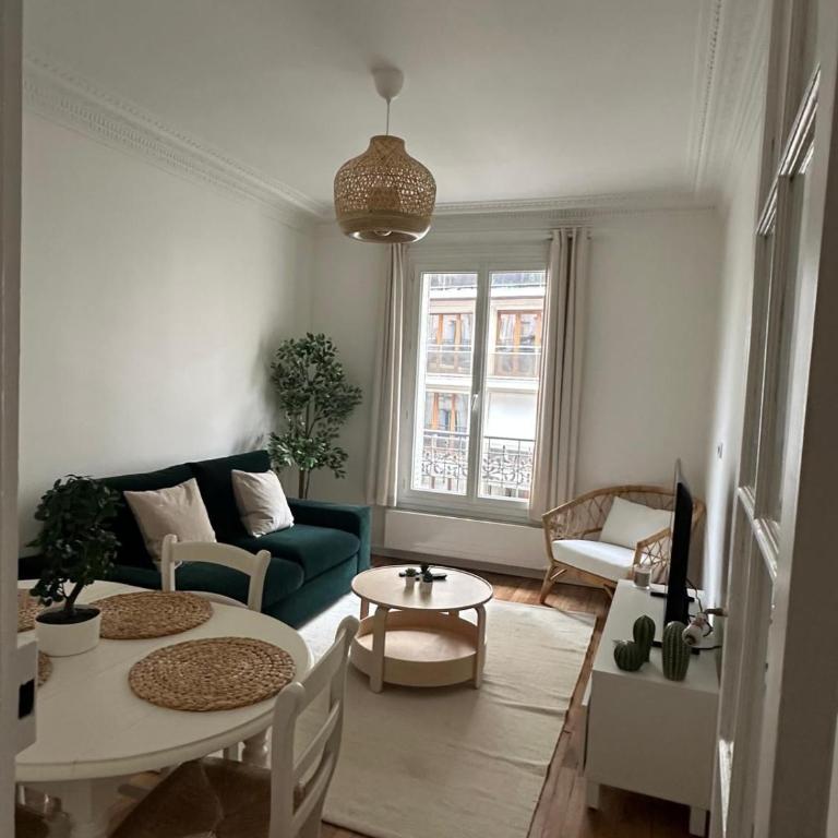 Superbe appartement rénové, calme et très bien desservi, Paris 15e - Appartement 2 Chambres - 1
