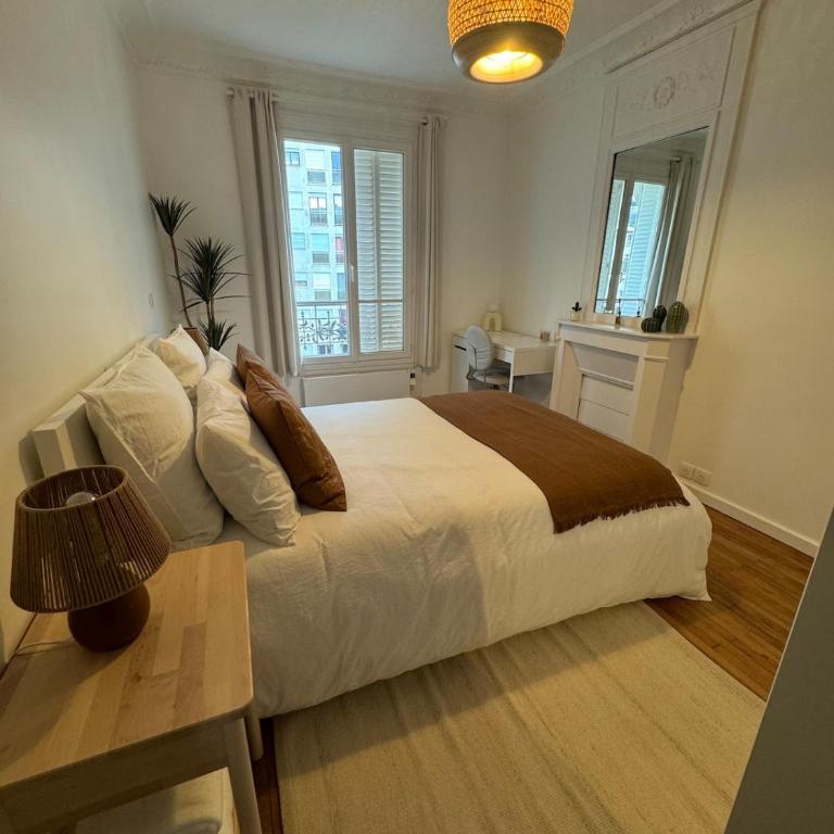 Superbe appartement rénové, calme et très bien desservi, Paris 15e - Appartement 2 Chambres - 10