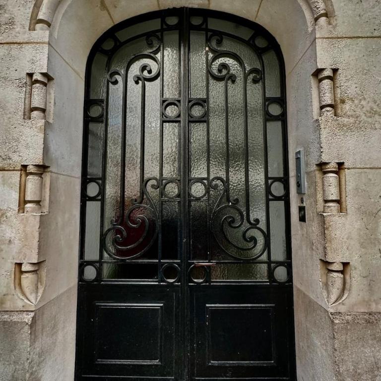 Superbe appartement rénové, calme et très bien desservi, Paris 15e - Appartement 2 Chambres - 15