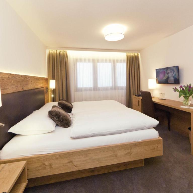 Waldpark Hotel Garni - Deluxe Apartment mit Stellplatz in der Garage - 6
