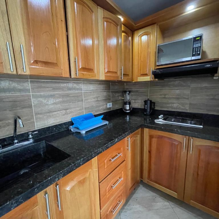 En Laureles con ascensor , balcón y muy bien ubicado en laureles Medellín , EL BARRIO MAS COOL DEL MUNDO - Apartamento de 1 dormitorio - 25