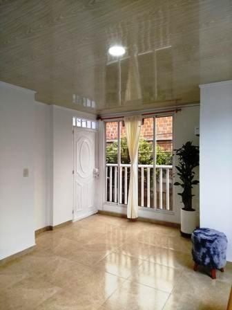 Apto Cerca Nueva clinica y Zona Turística Girón - Apartamento Superior de 2 dormitorios - 20
