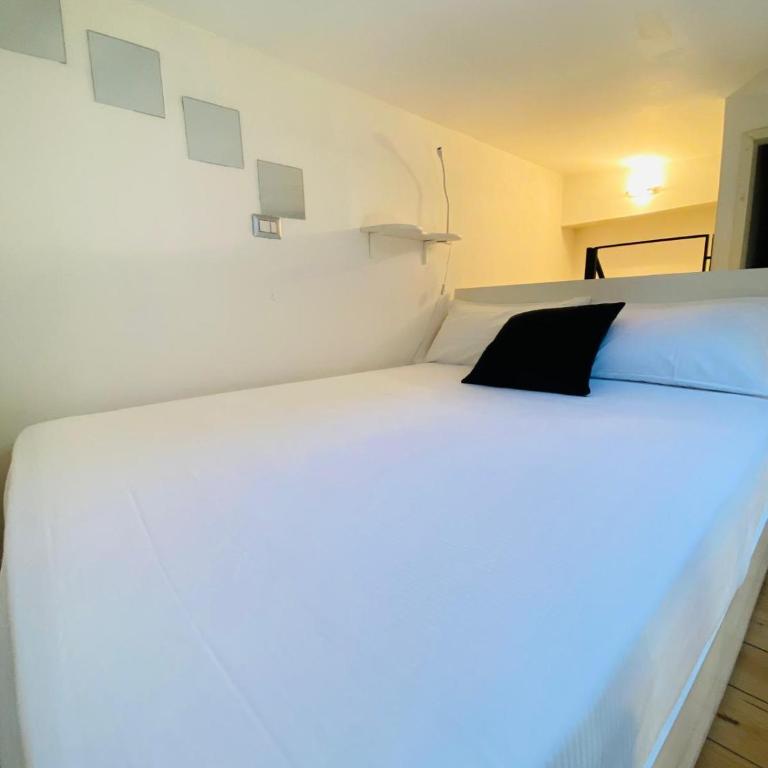 Isola View Bosco Verticale - Appartamento con 1 Camera da Letto - 24