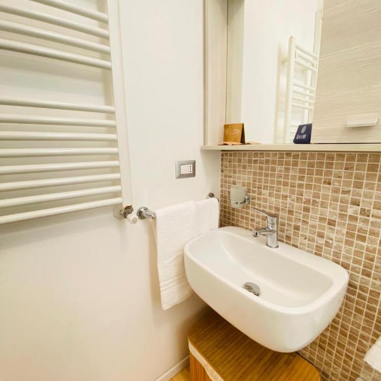 Isola View Bosco Verticale - Appartamento con 1 Camera da Letto - 18