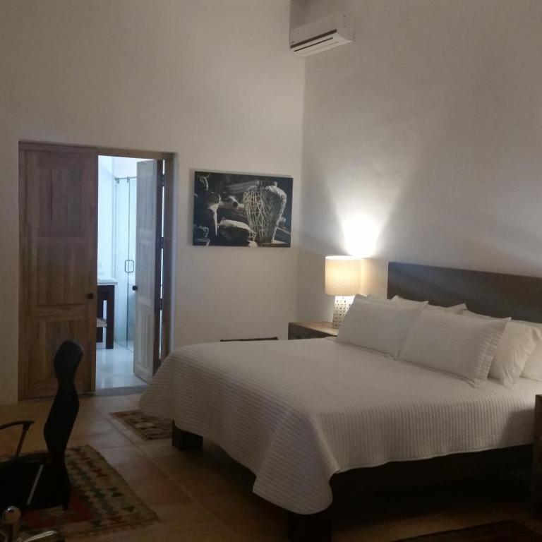 Hotel Boutique Casareyna - Superior Double Room with tub - 3