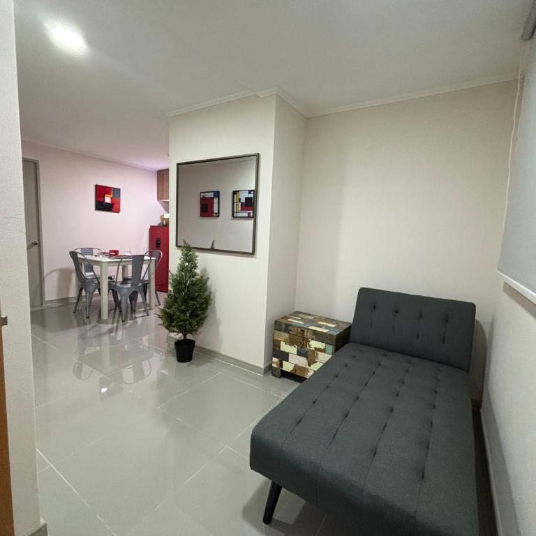 A pasos del metro Steps away from the subway - One-Bedroom Apartment - 1