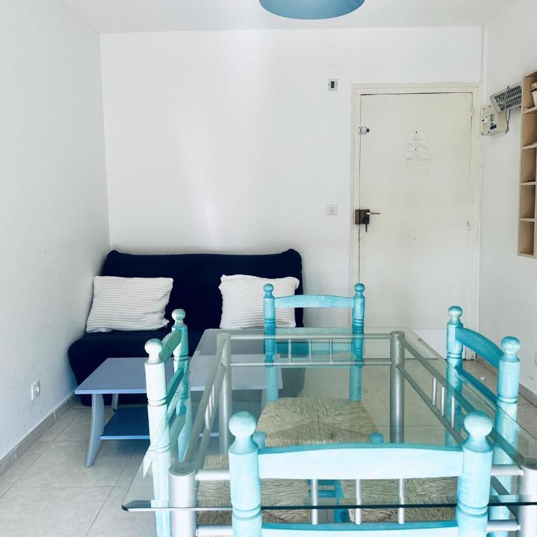 Cómodo Apartamento Cerca de la Playa en Roses - ES-258-124 - Apartment - 12