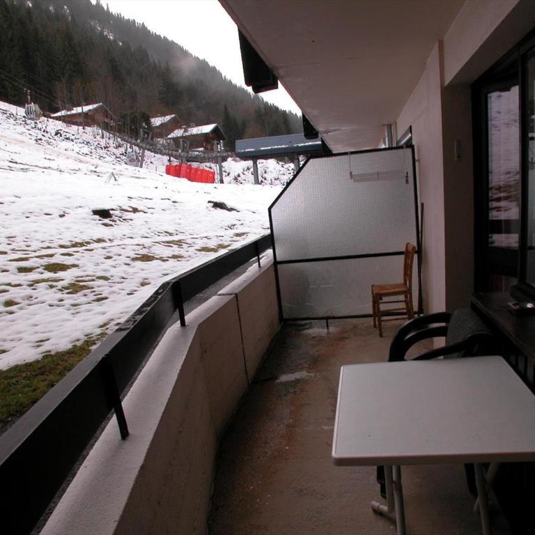 Studio confortable pour 3 près des remontées - Balcon et mobilier jardin - FR-1-676-217 - Estudio - 6