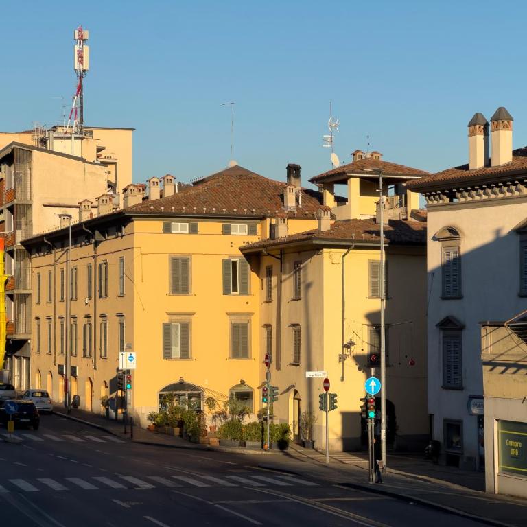 I tetti nel Centro palazzo storico - Appartamento con 1 Camera da Letto - 12