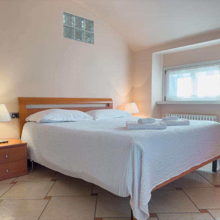 I tetti nel Centro palazzo storico - Appartamento con 1 Camera da Letto - 10