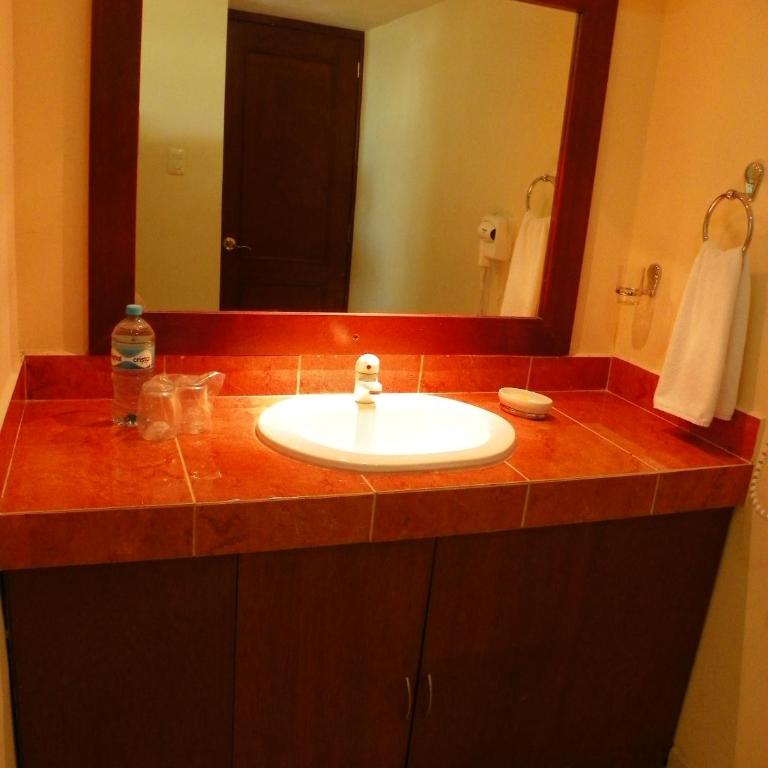 Hotel El Marques - Suite Junior - 6