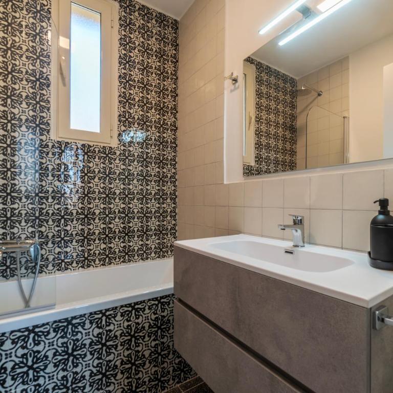 Dante's View - Pretty Homes - Appartamento con 4 Camere da Letto e Balcone - 36